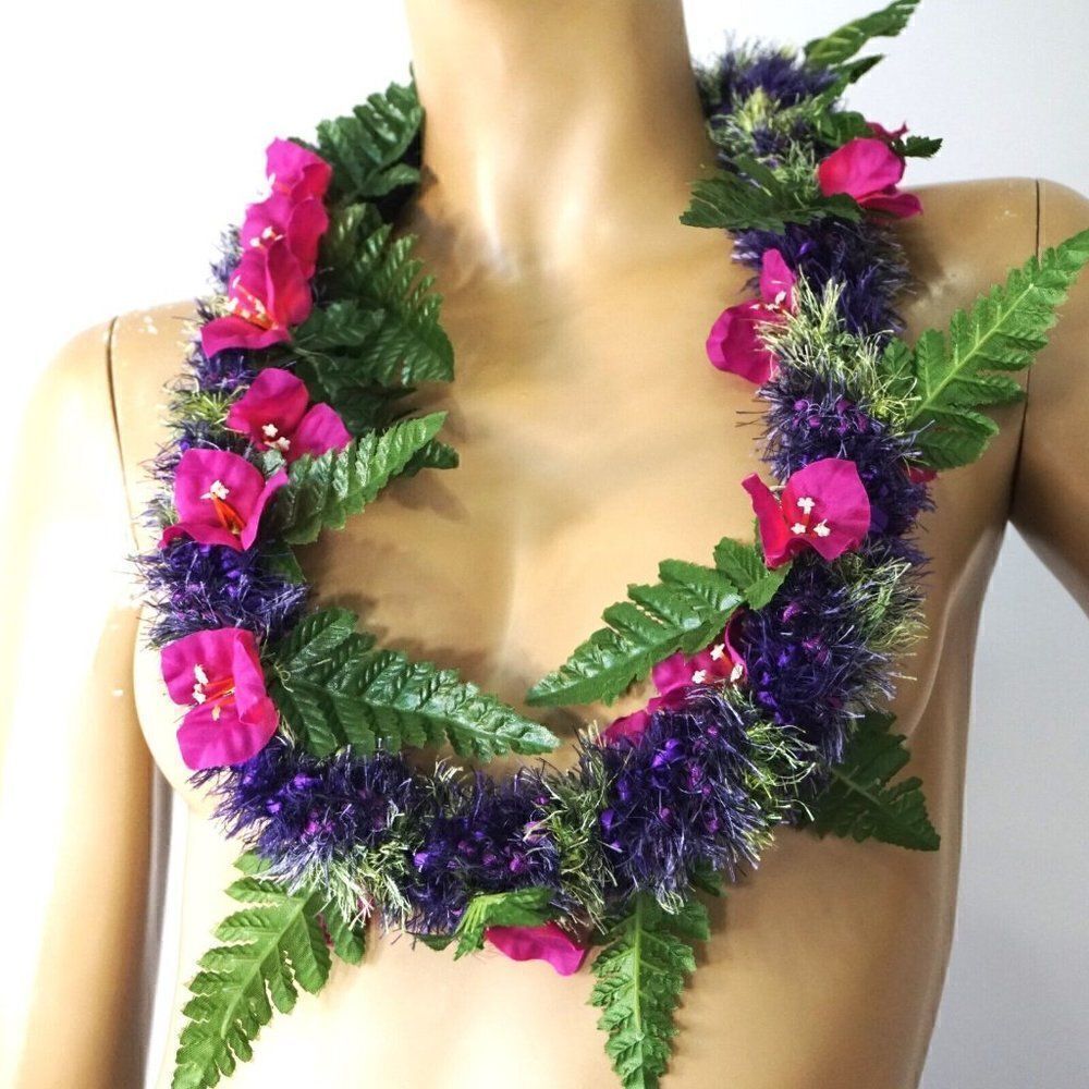Hawaiian Lei Pink Bougainvillea w Ferns Eyelash Yarn Tie-Ribbon Faux Kukui Nut